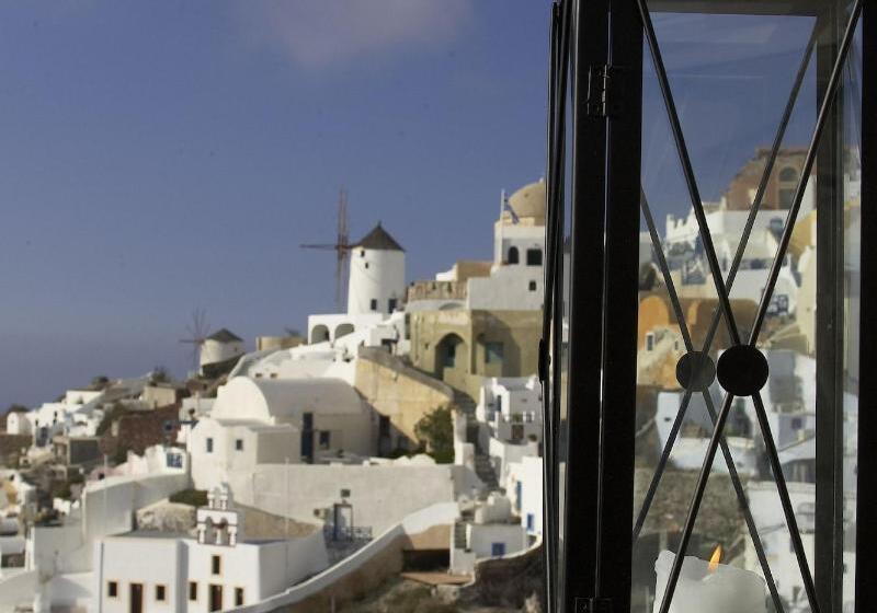 هتل Art Maisons Oia Castle
