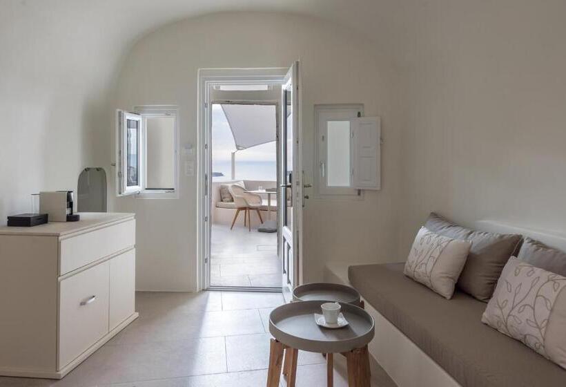 هتل Art Maisons Oia Castle