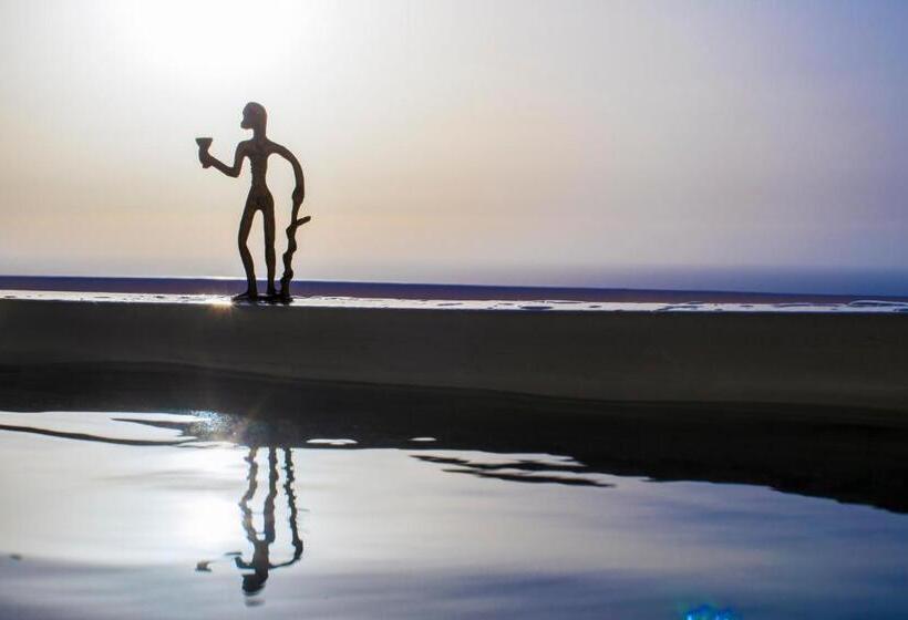 هتل Art Maisons Oia Castle