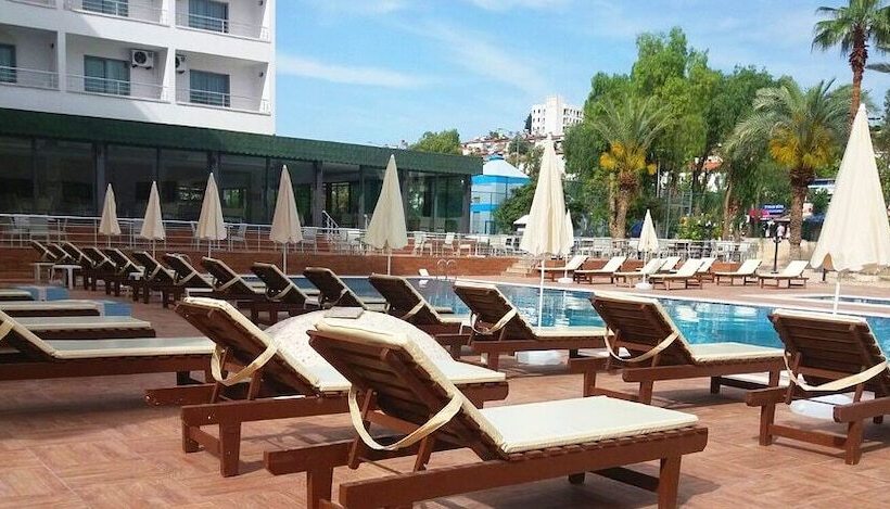 酒店 Ada Newday Resort