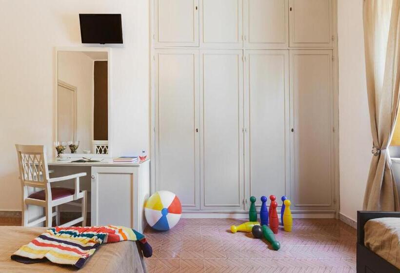 هتل B&b Viale Dei Pini