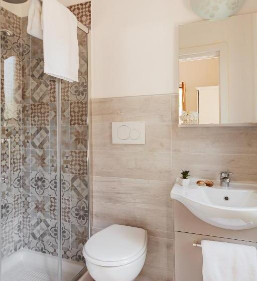 هتل B&b Viale Dei Pini