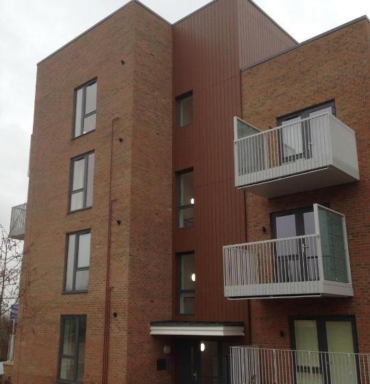 فندق Campbell Park Serviced Properties