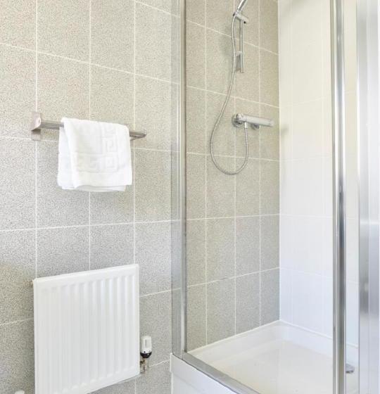 فندق Campbell Park Serviced Properties