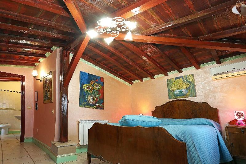 בית מלון כפרי Country House Fam Polucci Cave