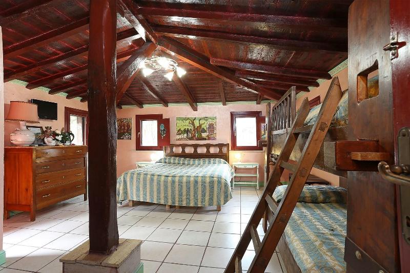 בית מלון כפרי Country House Fam Polucci Cave