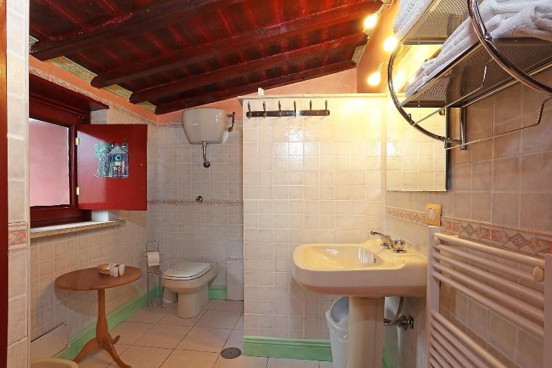 בית מלון כפרי Country House Fam Polucci Cave