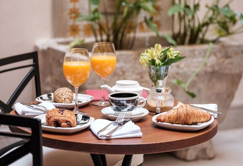 호텔 Gloria De Sant Jaume