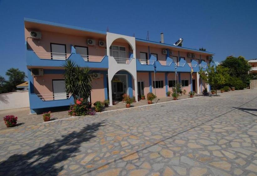 בית מלון כפרי Golden Beach