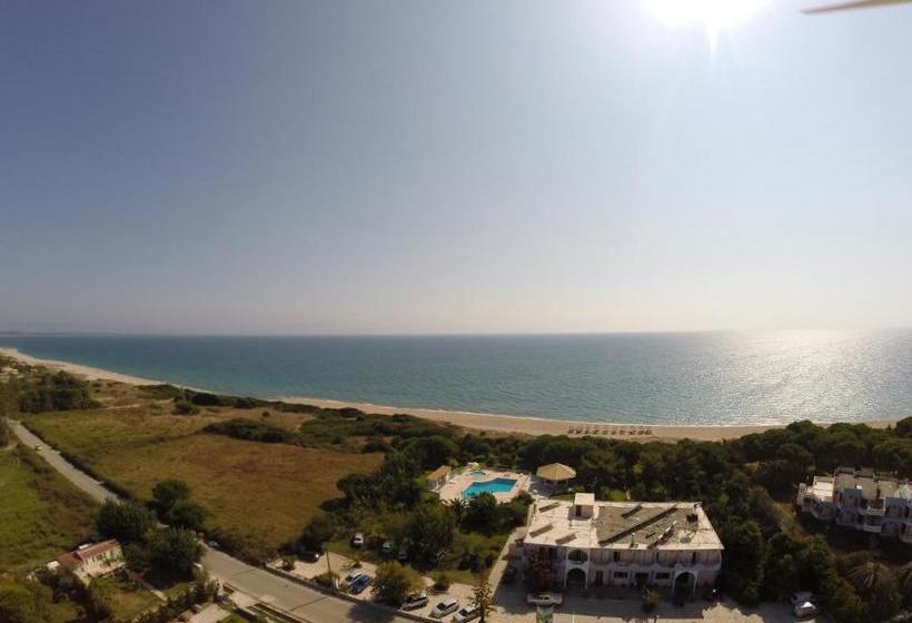 בית מלון כפרי Golden Beach