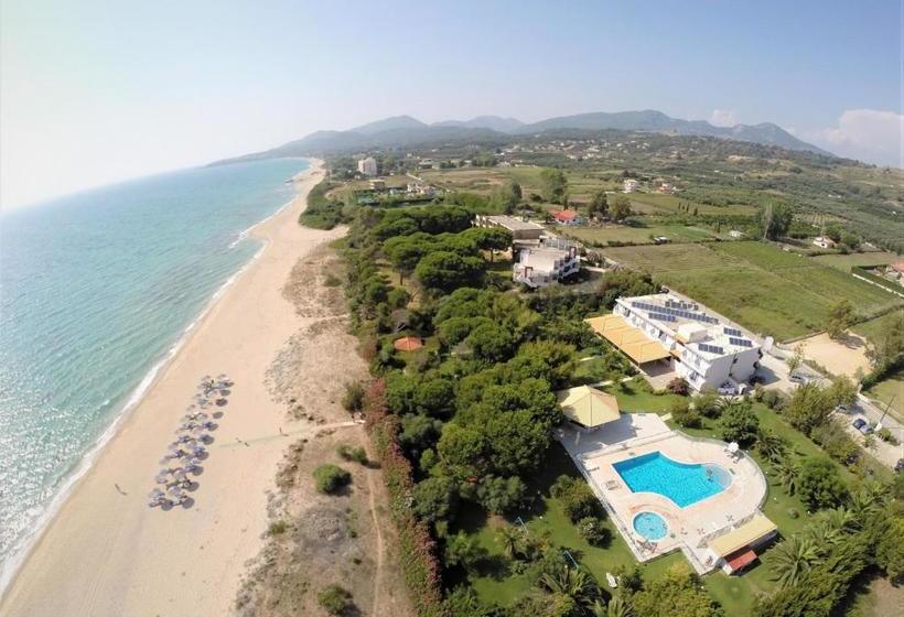 בית מלון כפרי Golden Beach