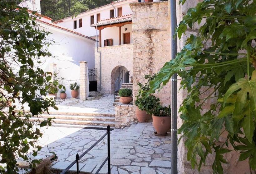 בית מלון כפרי Golden Beach