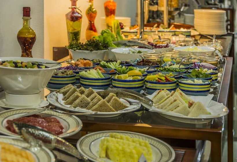 هتل Golden Tulip Headington