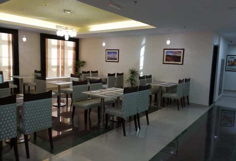 هتل Golden Tulip Headington