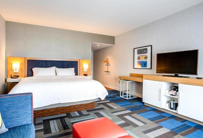 فندق Hampton Inn & Suites Boston/waltham