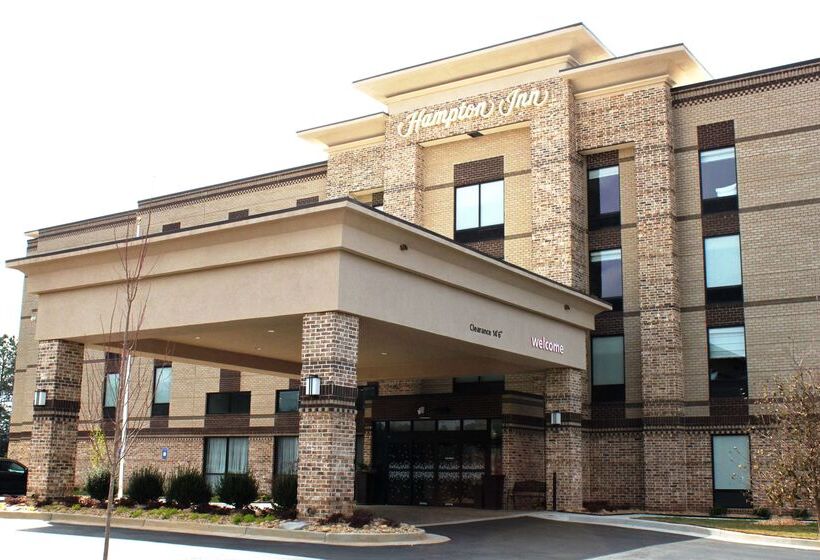 Отель Hampton Inn By Hilton Forsyth
