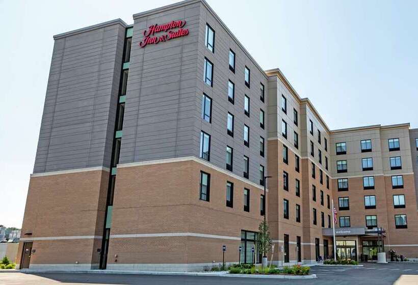 فندق Hampton Inn & Suites Boston/waltham
