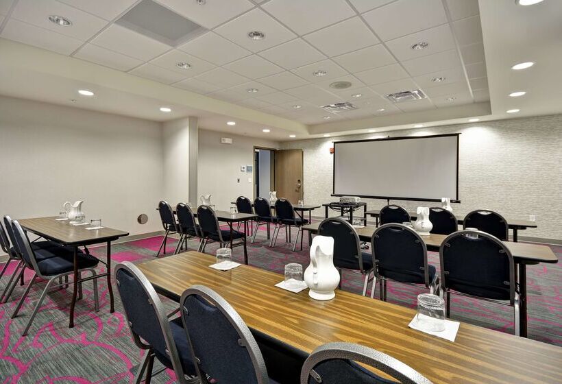 هتل Home2 Suites By Hilton Kansas City Ku Medical Center