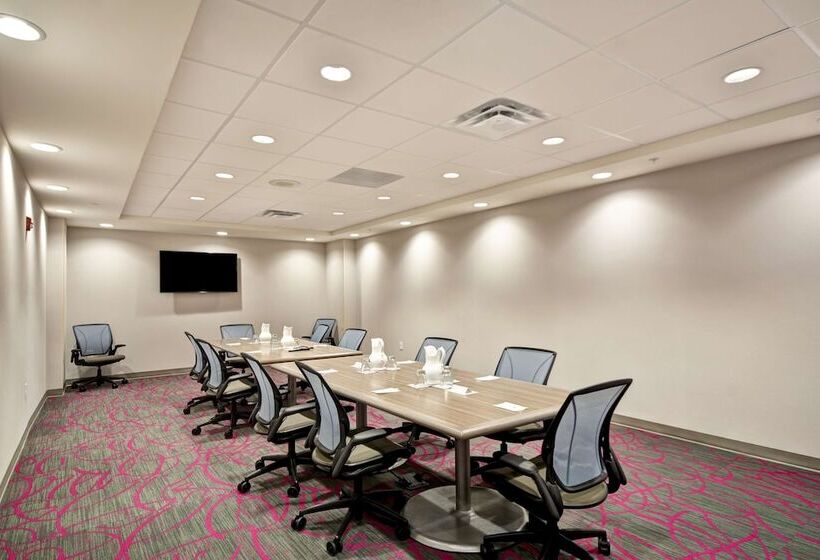 בית מלון כפרי Home2 Suites By Hilton Kansas City Ku Medical Center