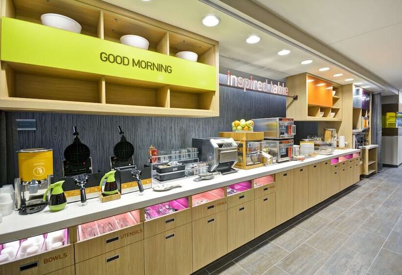 בית מלון כפרי Home2 Suites By Hilton Kansas City Ku Medical Center