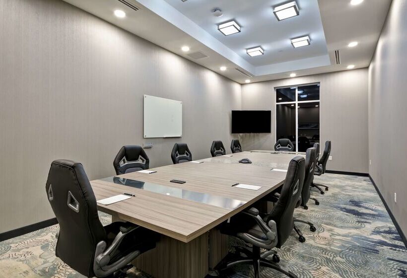 فندق Homewood Suites By Hilton Conroe