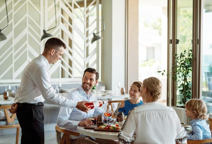 ホテル Ikos Dassia