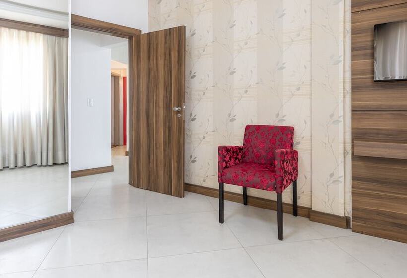 هتل Ilha Da Madeira