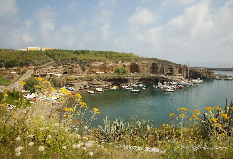 בית מלון כפרי Isolabella