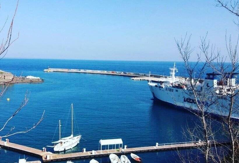 בית מלון כפרי Isolabella