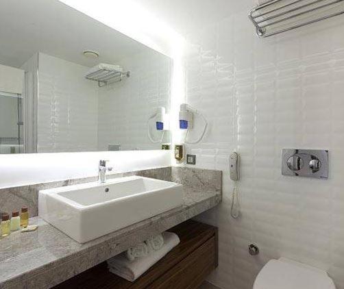 בית מלון כפרי Kalinda Inn