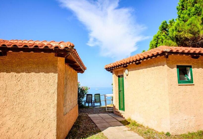 בית מלון כפרי Lido Paradiso Resort