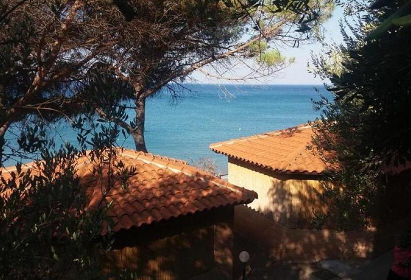 בית מלון כפרי Lido Paradiso Resort