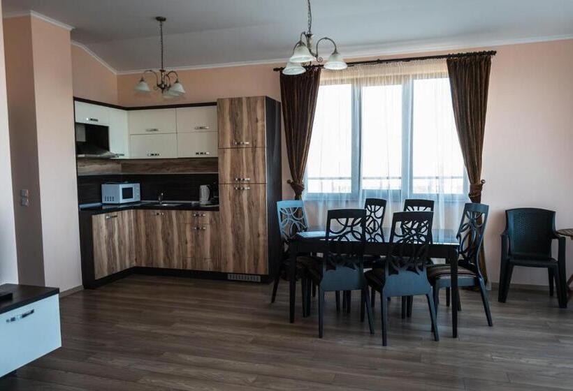 호텔 Long Beach Resort