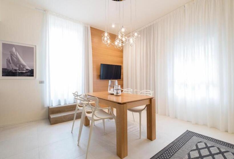 هتل Metropol Ceccarini Suite   Luxury Apartments
