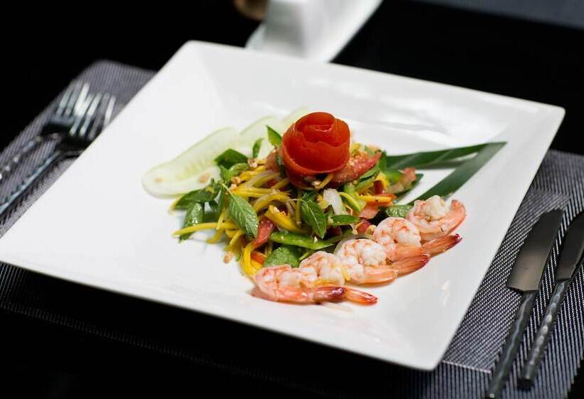 هتل Monthara Angkor Residence