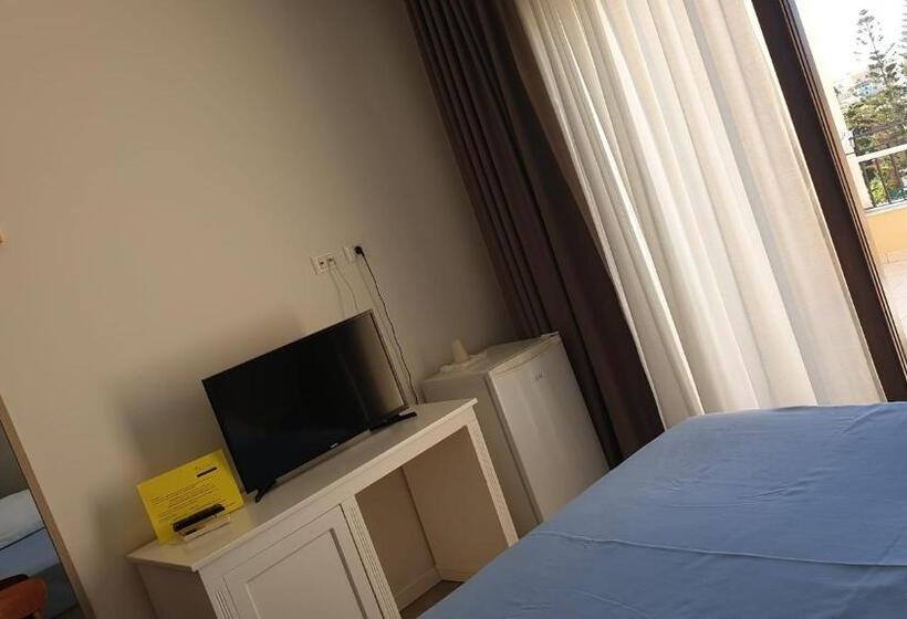 هتل Moresco Resort