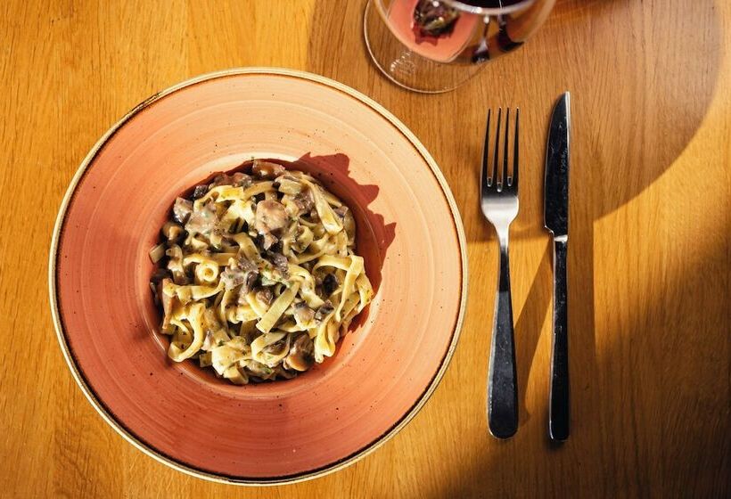 酒店 Moxy Milan Linate Airport