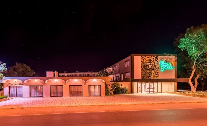 Отель Oscar Park