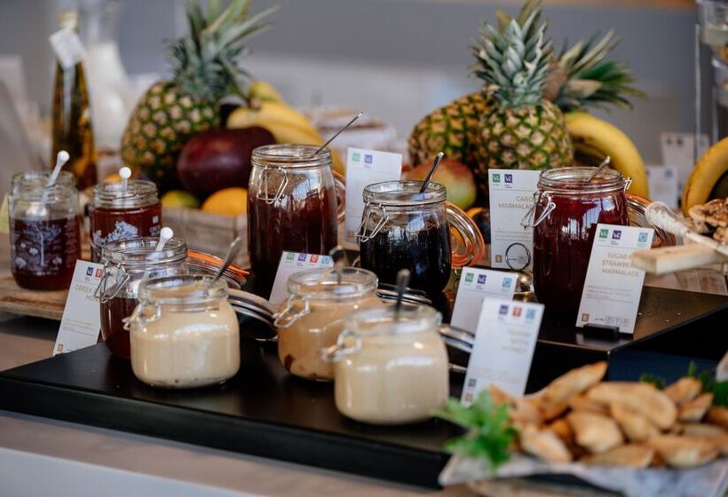 ホテル Paralos Lifestyle Beach Adults Only