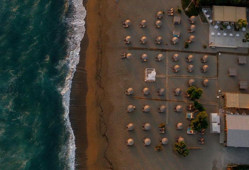 ホテル Paralos Lifestyle Beach Adults Only