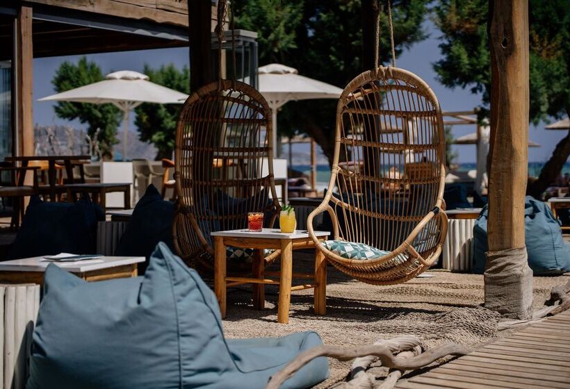 ホテル Paralos Lifestyle Beach Adults Only