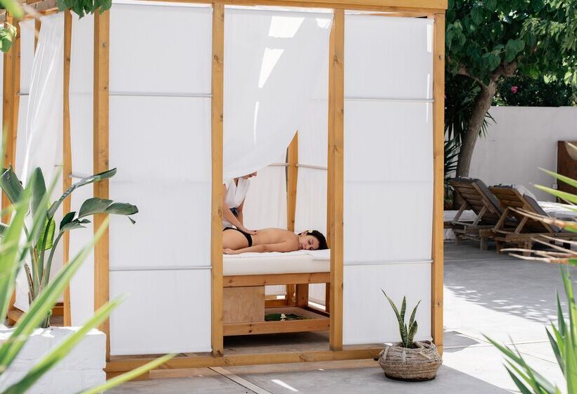 ホテル Paralos Lifestyle Beach Adults Only