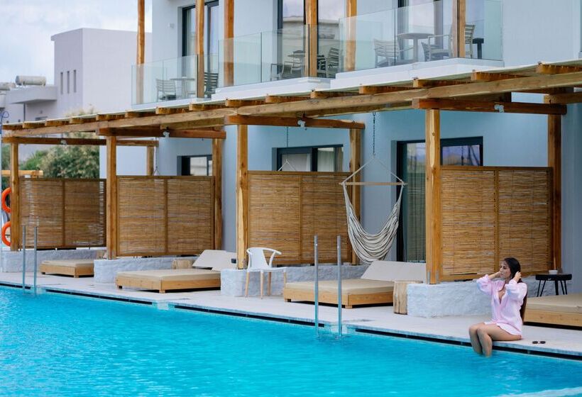 ホテル Paralos Lifestyle Beach Adults Only