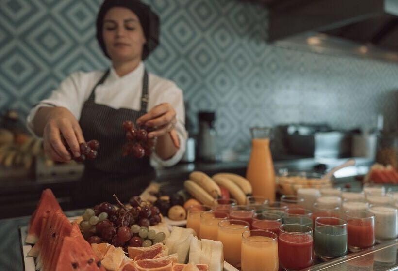 ホテル Paralos Lifestyle Beach Adults Only