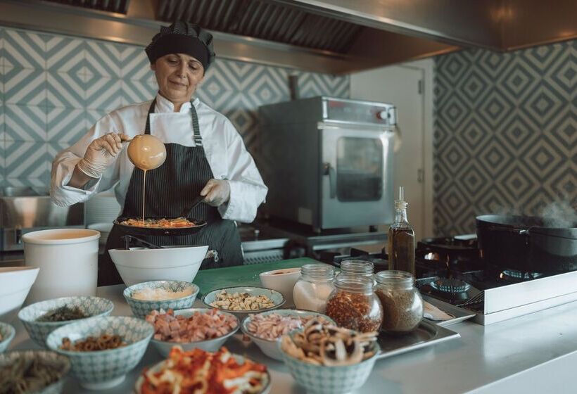 ホテル Paralos Lifestyle Beach Adults Only