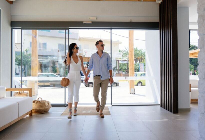 ホテル Paralos Lifestyle Beach Adults Only