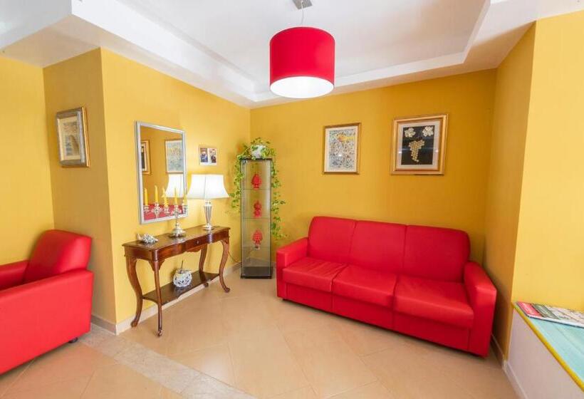 Отель Prince Franklyn