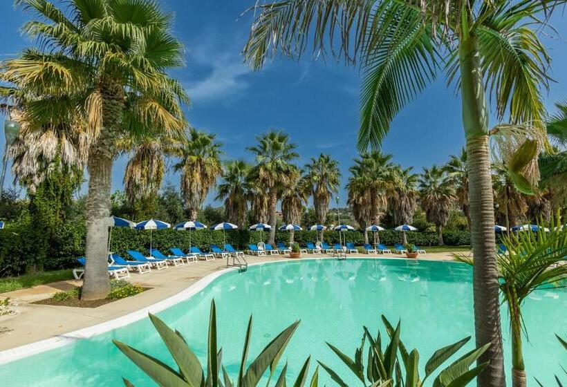 Отель Prince Franklyn