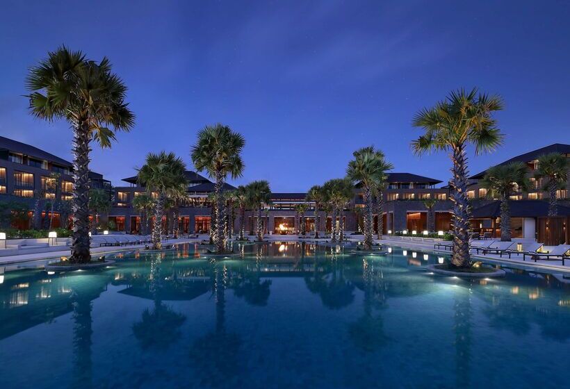 Отель Radisson Blu Bali Uluwatu