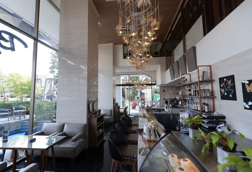 فندق Stay With Nimman Chiang Mai   Sha Extra Plus